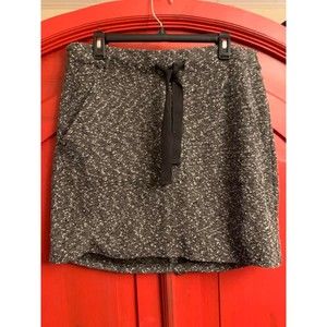 NWT Torrid Size 1 1x  Mini Skirt Black White Speckled Drawstring Waist Sharp!